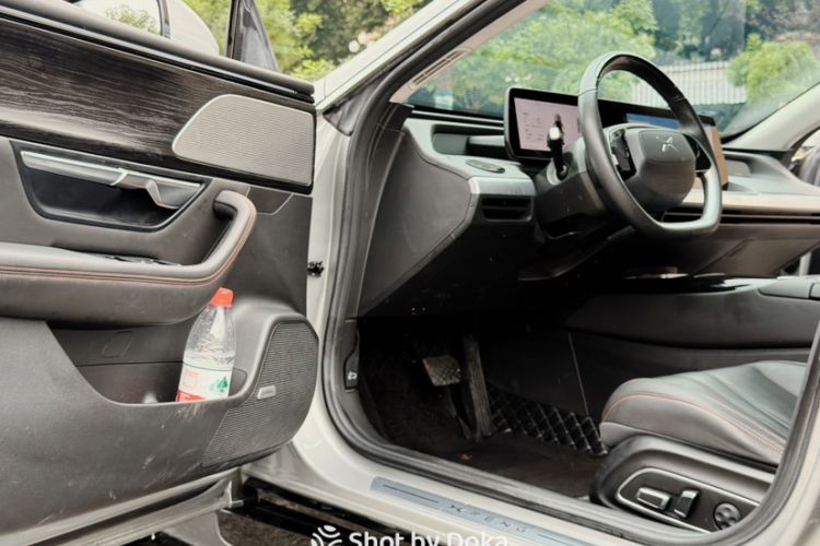 Used XPeng P7 2022 480E Interior 4