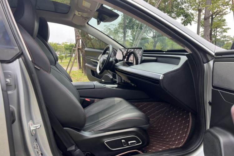 Used XPeng P7 2022 625E Interior 4