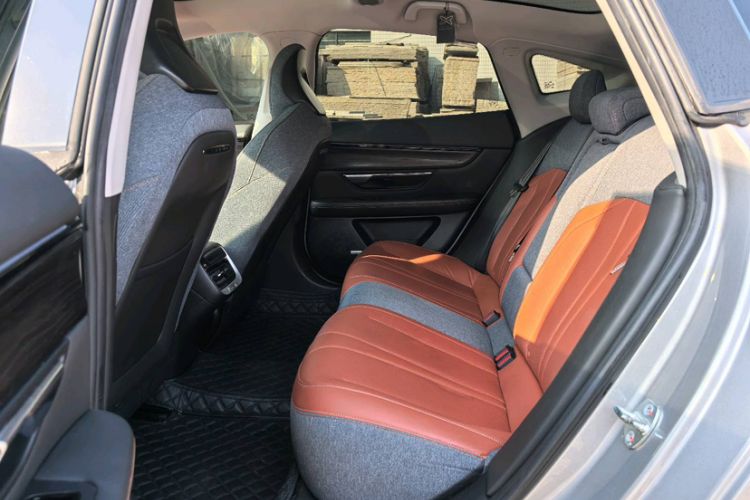Used XPeng P7 2022 480 Standard Range Smart Drive Edition Interior 5