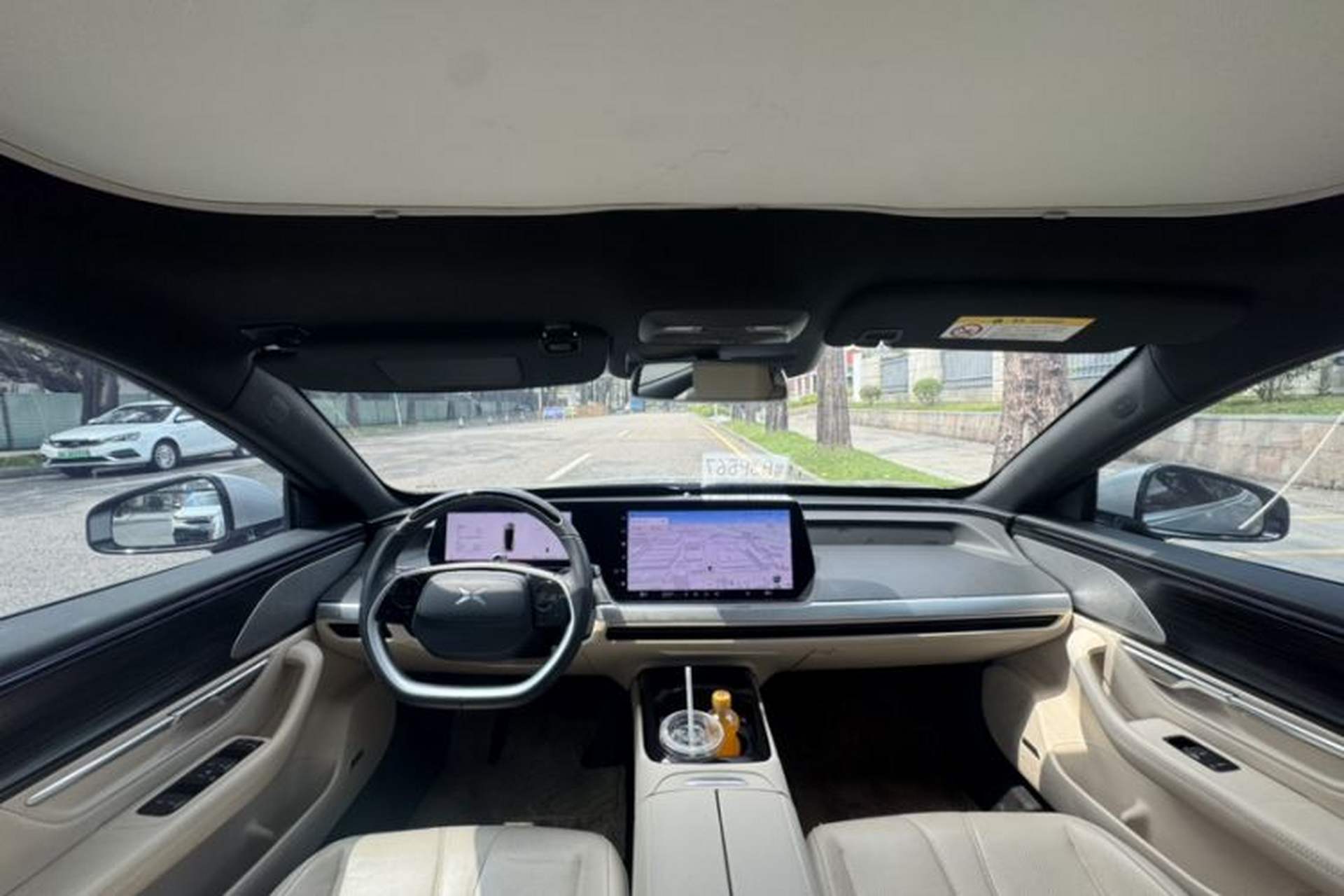 Used XPeng P7 2022 625E Interior 6