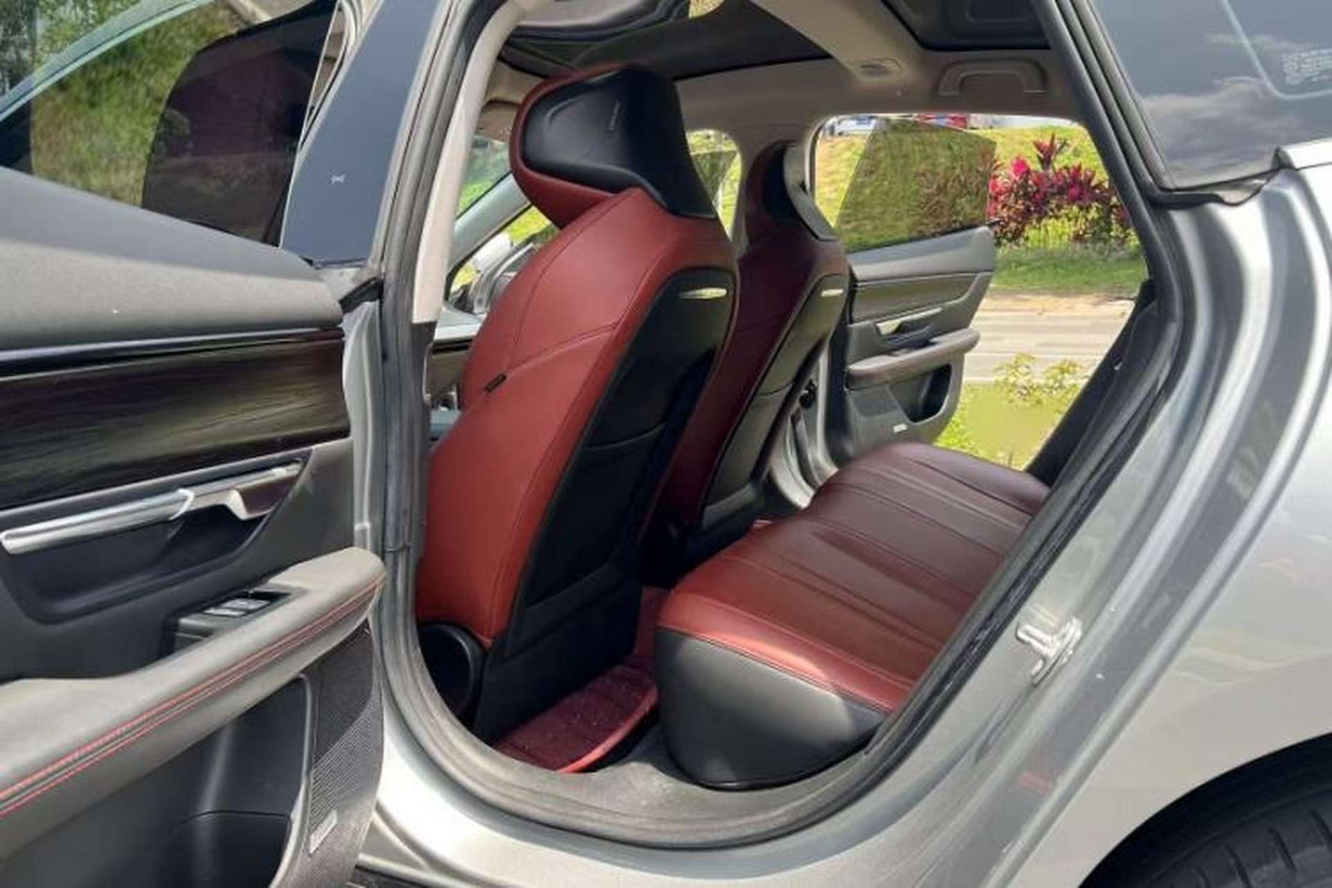 Used XPeng P7 2022 625E Interior 9
