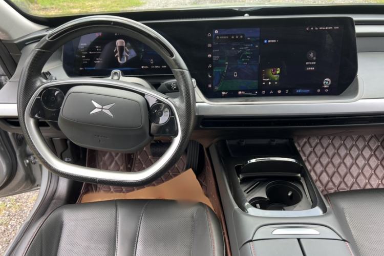 Used XPeng P7 2022 625E Interior 9