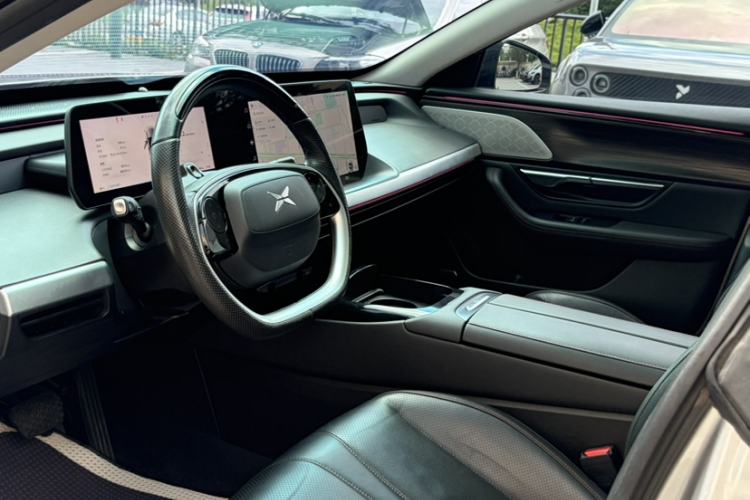 Used XPeng P7 2022 625E Interior 9