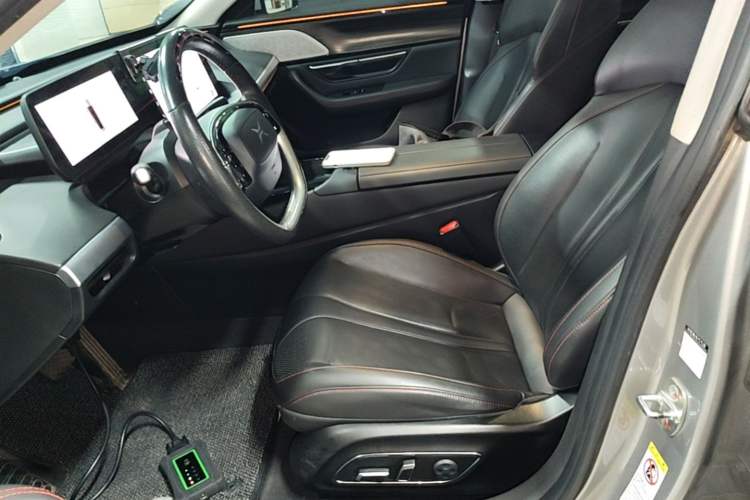 Used XPeng P7 2022 670E+ Left Front Seat