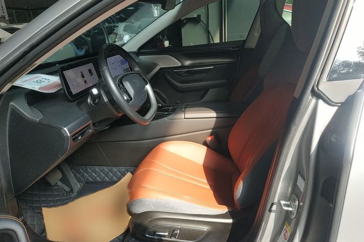 Used XPeng P7 2022 480 Standard Range Smart Drive Edition Left Front Seat