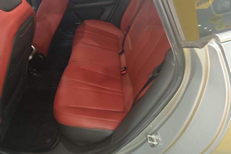 Used XPeng P7 2022 670N+ Left Rear Seat