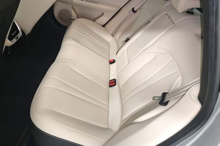 Used XPeng P7 2022 625E Left Rear Seat