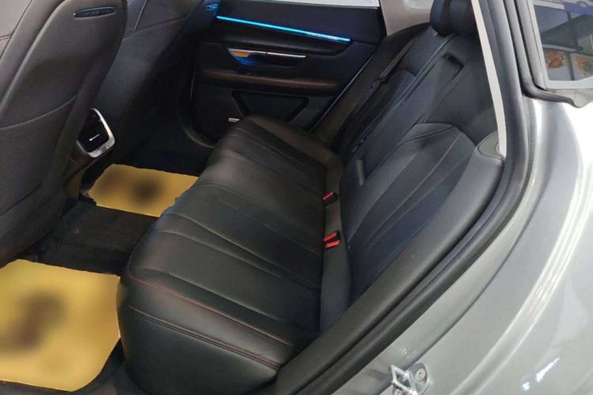 Used XPeng P7 2022 625E Left Rear Seat