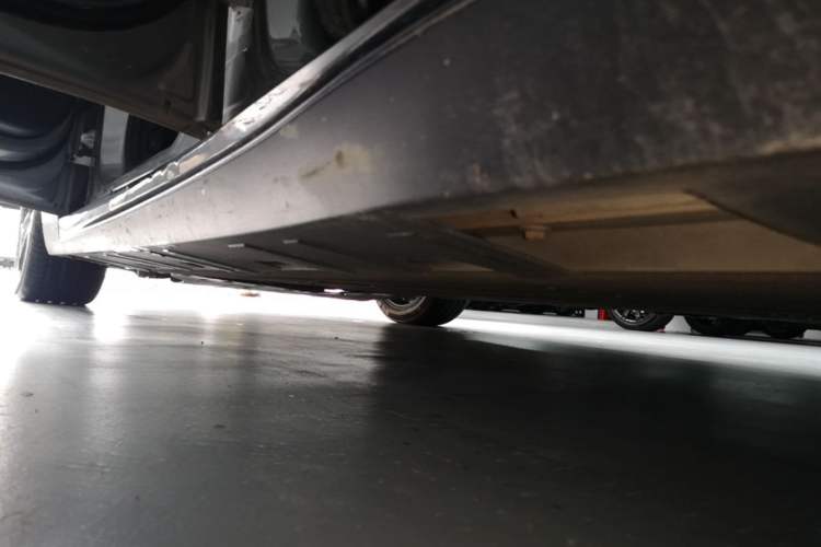 Used XPeng P7 2022 625E Left Side Sill