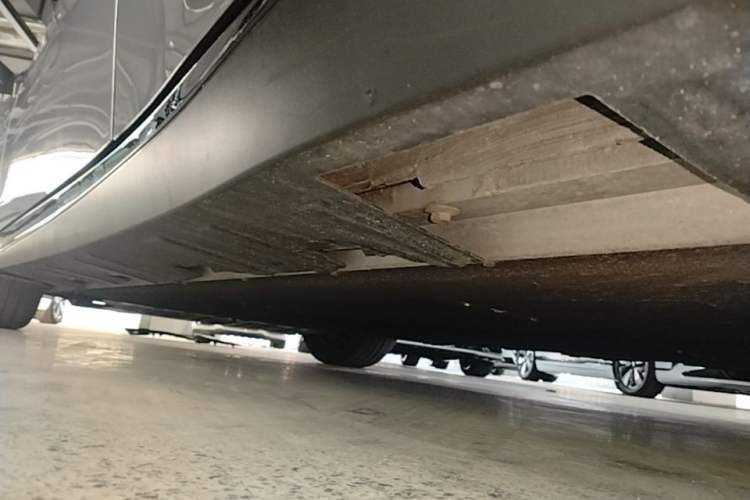 Used XPeng P7 2022 625E Left Side Sill