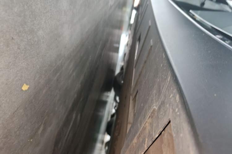 Used XPeng P7 2022 625E Left Side Sill