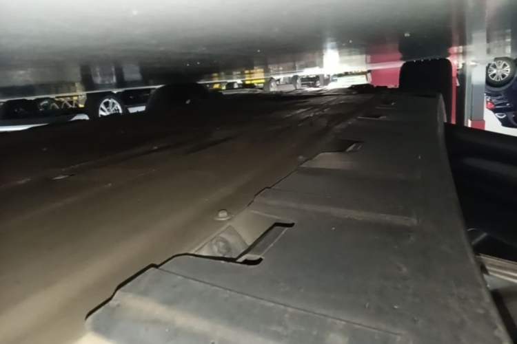 Used XPeng P7 2022 480G Left Side Sill