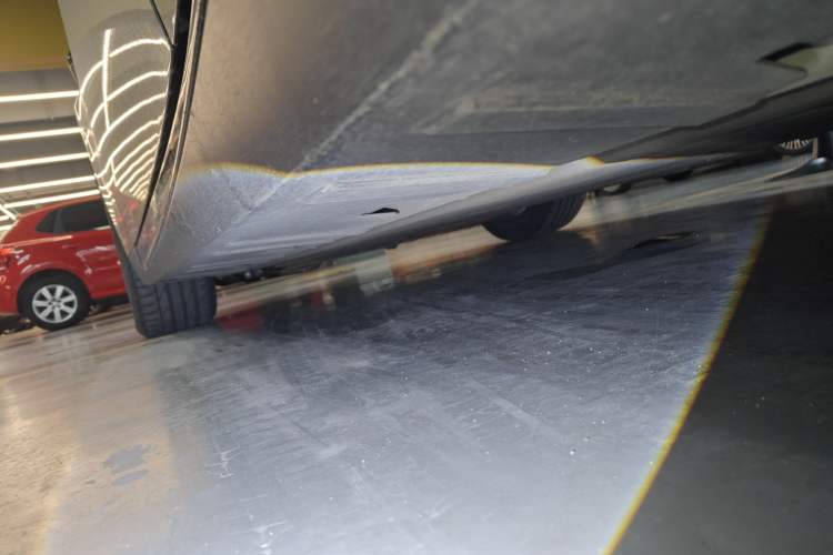 Used XPeng P7 2022 625E Left Side Sill