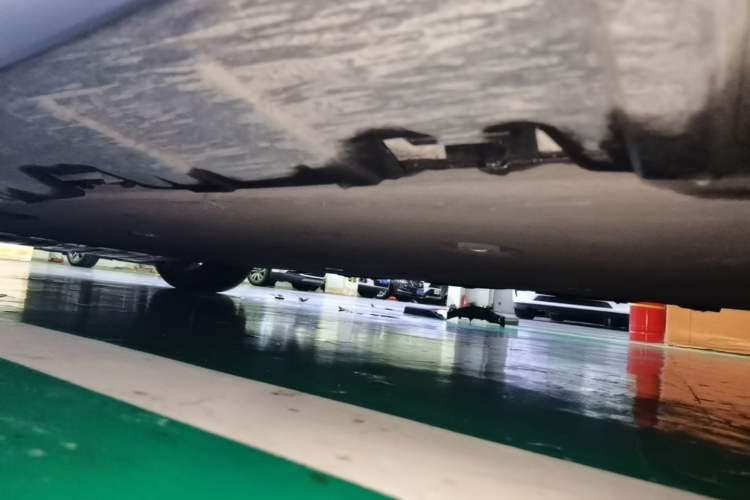 Used XPeng P7 2022 480E Left Side Sill