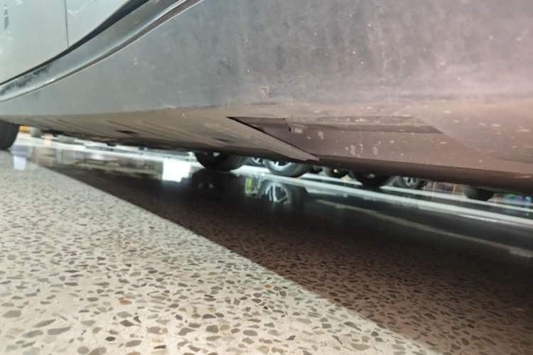 Used XPeng P7 2022 670N+ Left Side Sill