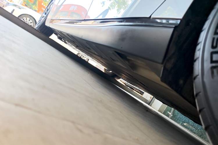 Used XPeng P7 2022 625E Left Side Sill