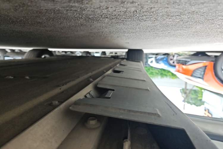 Used XPeng P7 2022 625E Left Side Sill