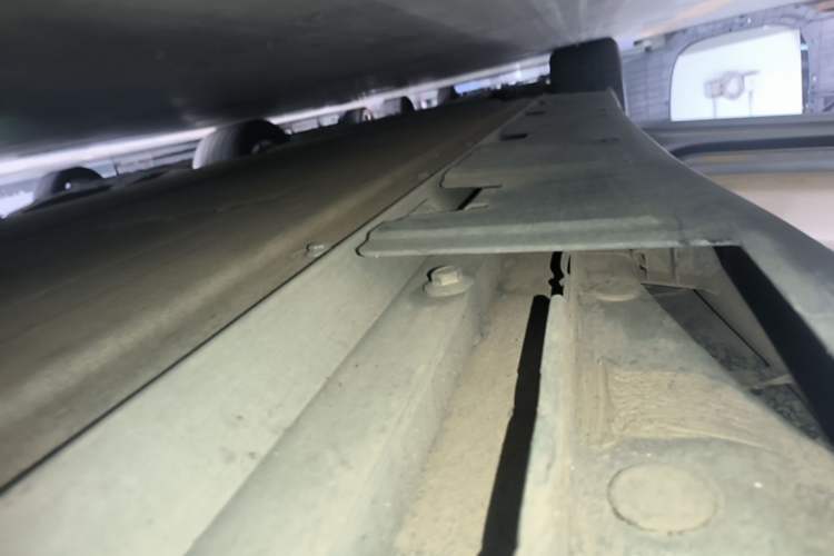 Used XPeng P7 2022 625E Left Side Sill