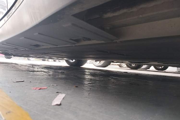 Used XPeng P7 2022 670N+ Left Side Sill