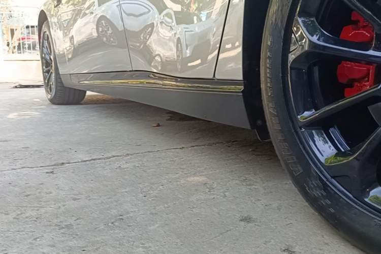 Used XPeng P7 2022 480E Left Side Sill