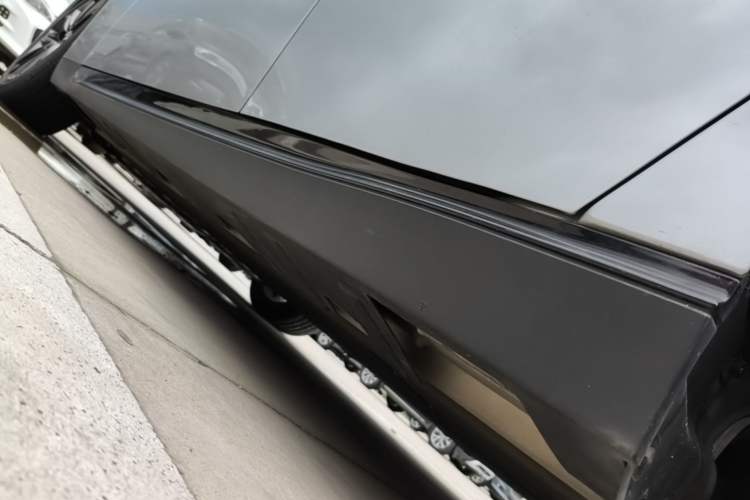 Used XPeng P7 2022 625E Left Side Sill