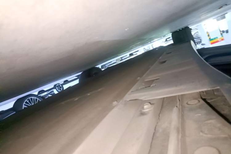 Used XPeng P7 2022 625E Left Side Sill