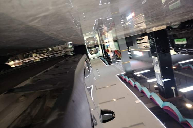 Used XPeng P7 2022 670N+ Left Side Sill
