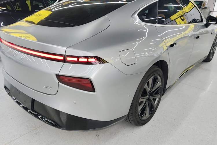 Used XPeng P7 2022 480N+ Rear Right 45 Deg