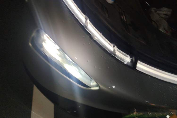 Used XPeng P7 2022 480E Right Front Headlight