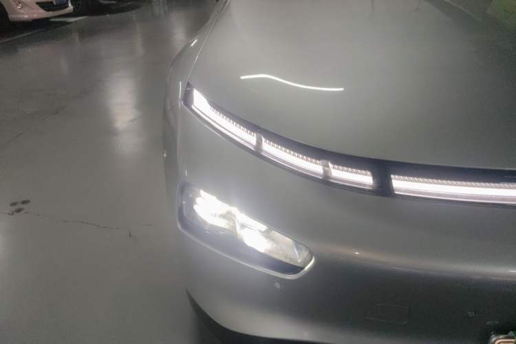 Used XPeng P7 2022 625E Right Front Headlight