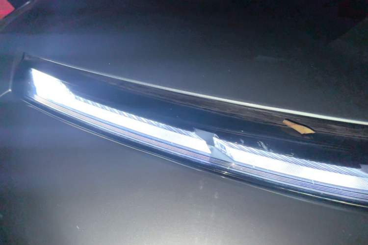 Used XPeng P7 2022 670N+ Right Front Headlight