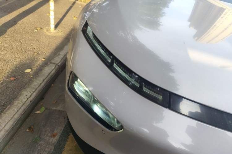 Used XPeng P7 2022 480E Right Front Headlight