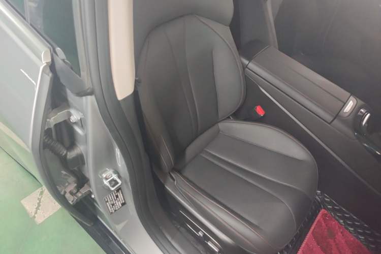 Used XPeng P7 2022 480E Right Front Seat