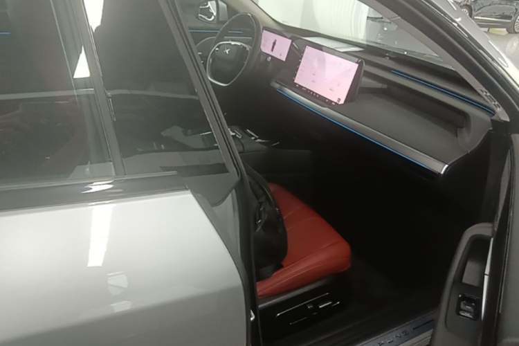 Used XPeng P7 2022 625E Right Front Seat