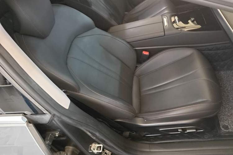 Used XPeng P7 2022 670N+ Right Front Seat