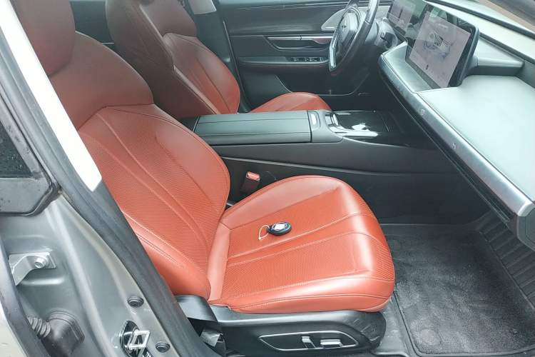 Used XPeng P7 2022 670N+ Right Front Seat