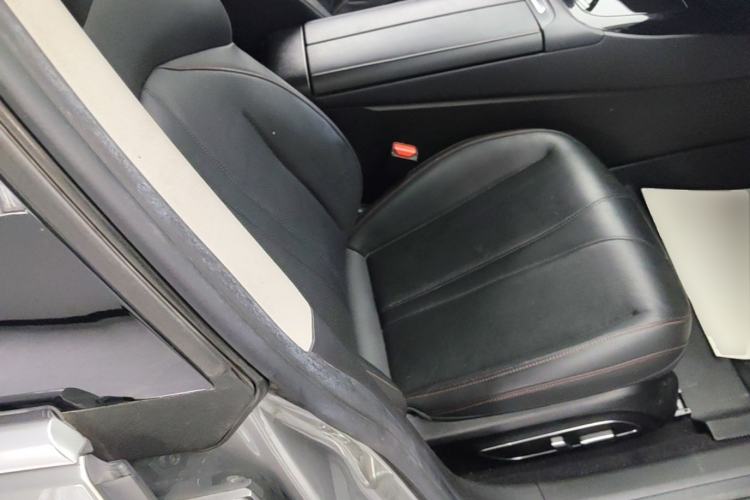 Used XPeng P7 2022 480G+ Right Front Seat
