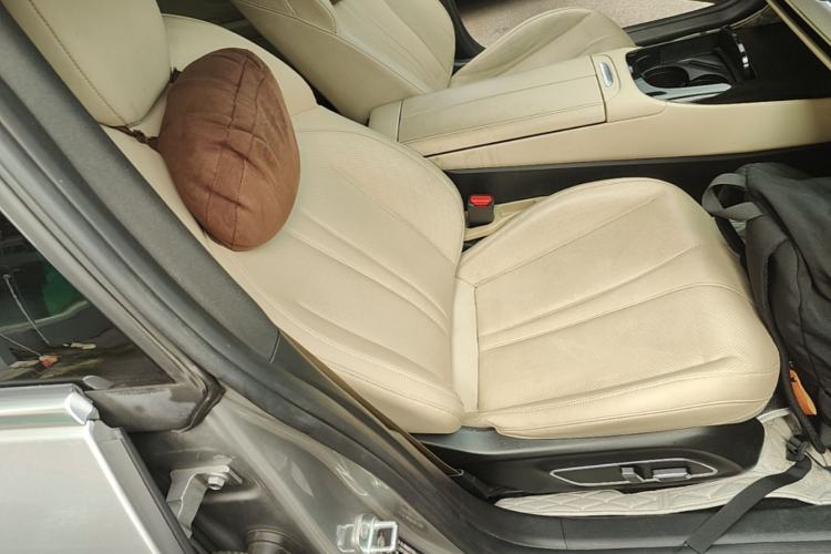 Used XPeng P7 2022 625E Right Front Seat