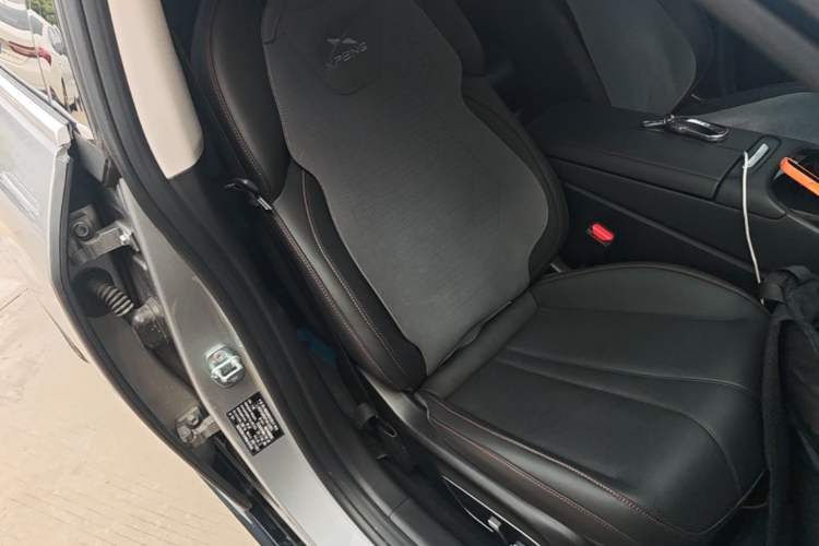Used XPeng P7 2022 480E Right Front Seat