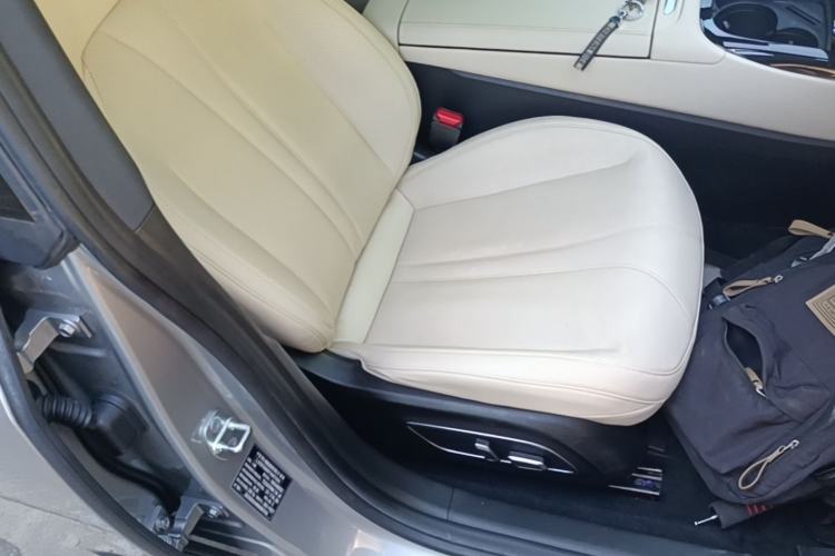 Used XPeng P7 2022 480E Right Front Seat