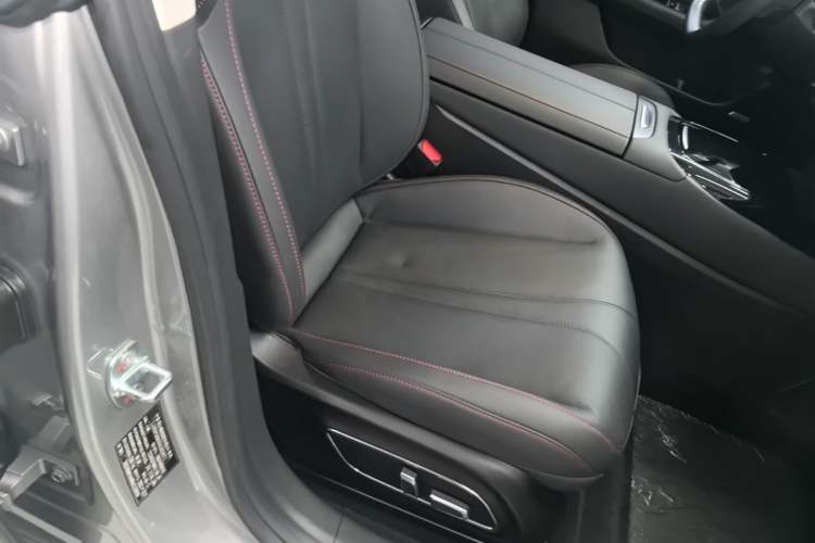 Used XPeng P7 2022 480E Right Front Seat