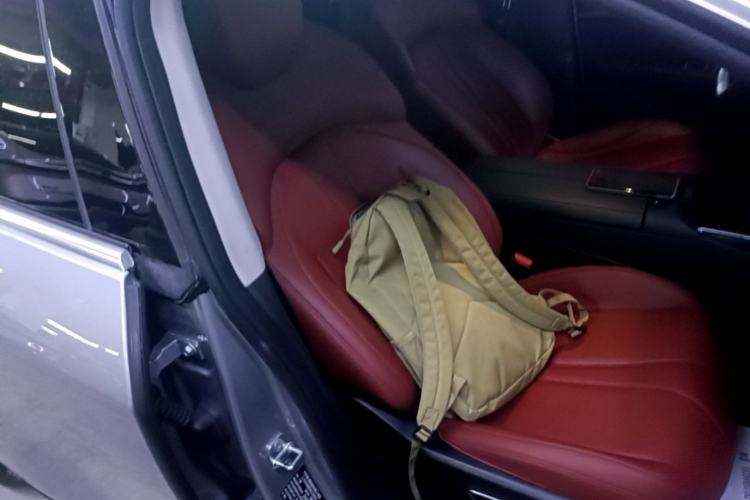 Used XPeng P7 2022 625E Right Front Seat