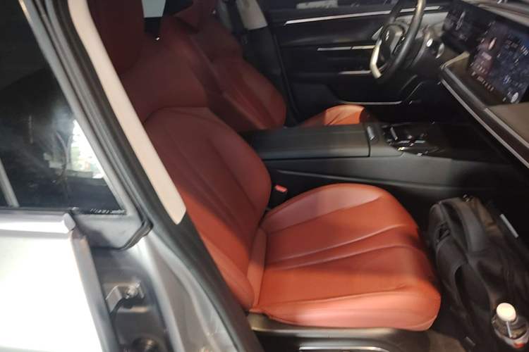 Used XPeng P7 2022 670N+ Right Front Seat
