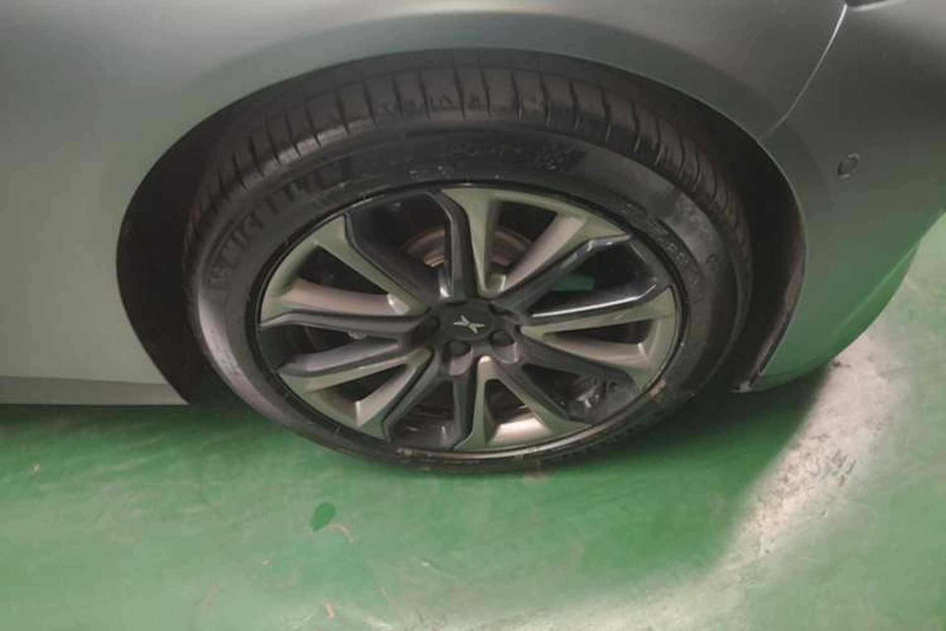 Used XPeng P7 2022 480N+ Right Front Wheel Hub