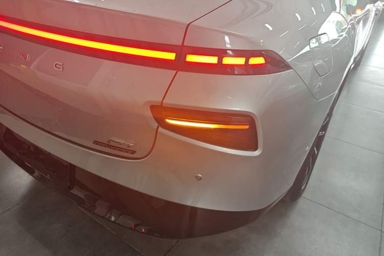 Used XPeng P7 2022 625E Right Rear Taillight
