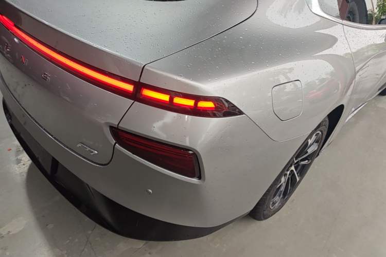 Used XPeng P7 2022 480 Standard Range Smart Drive Edition Right Rear Taillight