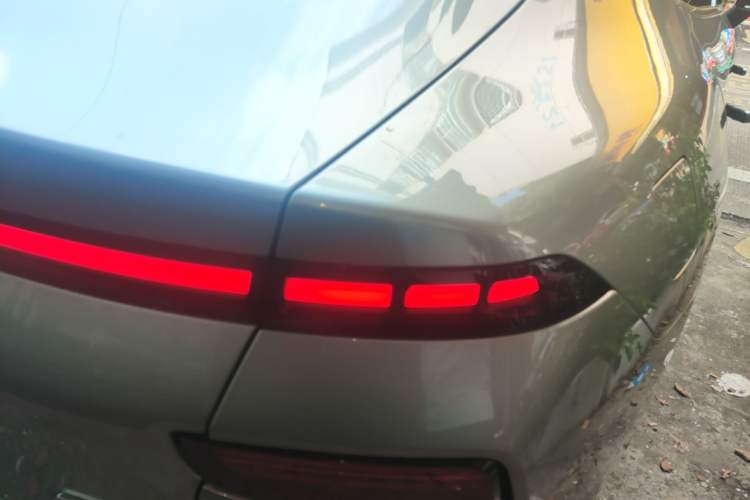 Used XPeng P7 2022 670G Right Rear Taillight