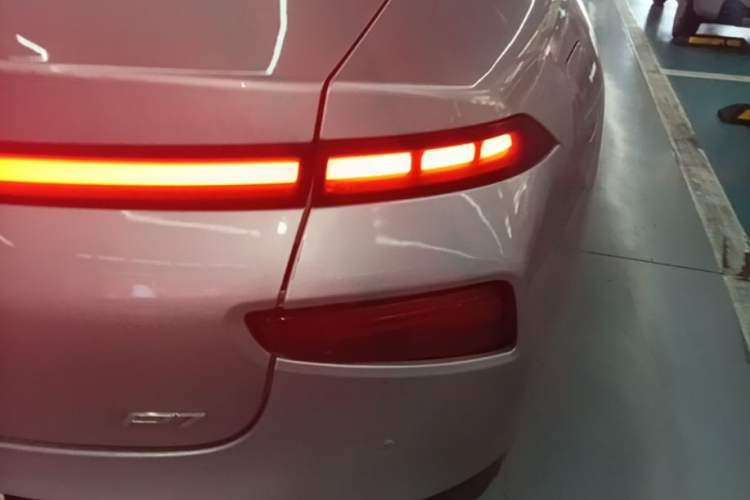 Used XPeng P7 2022 480G Right Rear Taillight