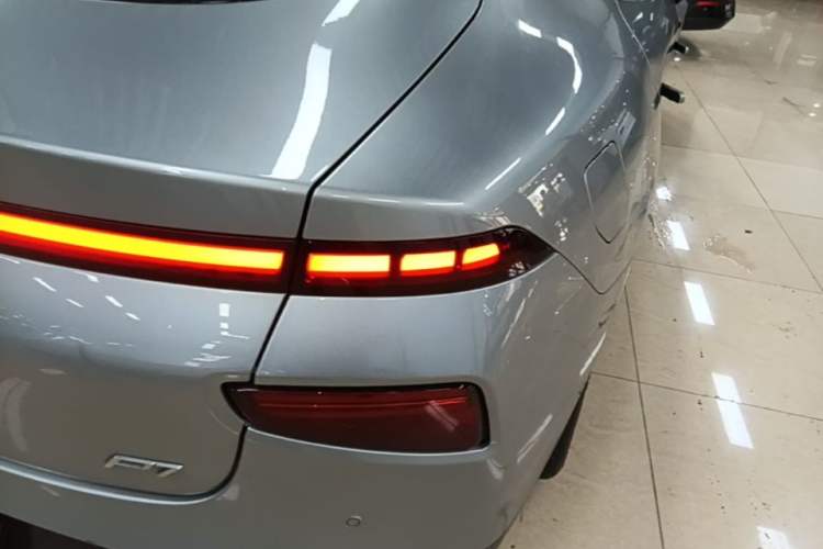 Used XPeng P7 2022 480E Right Rear Taillight