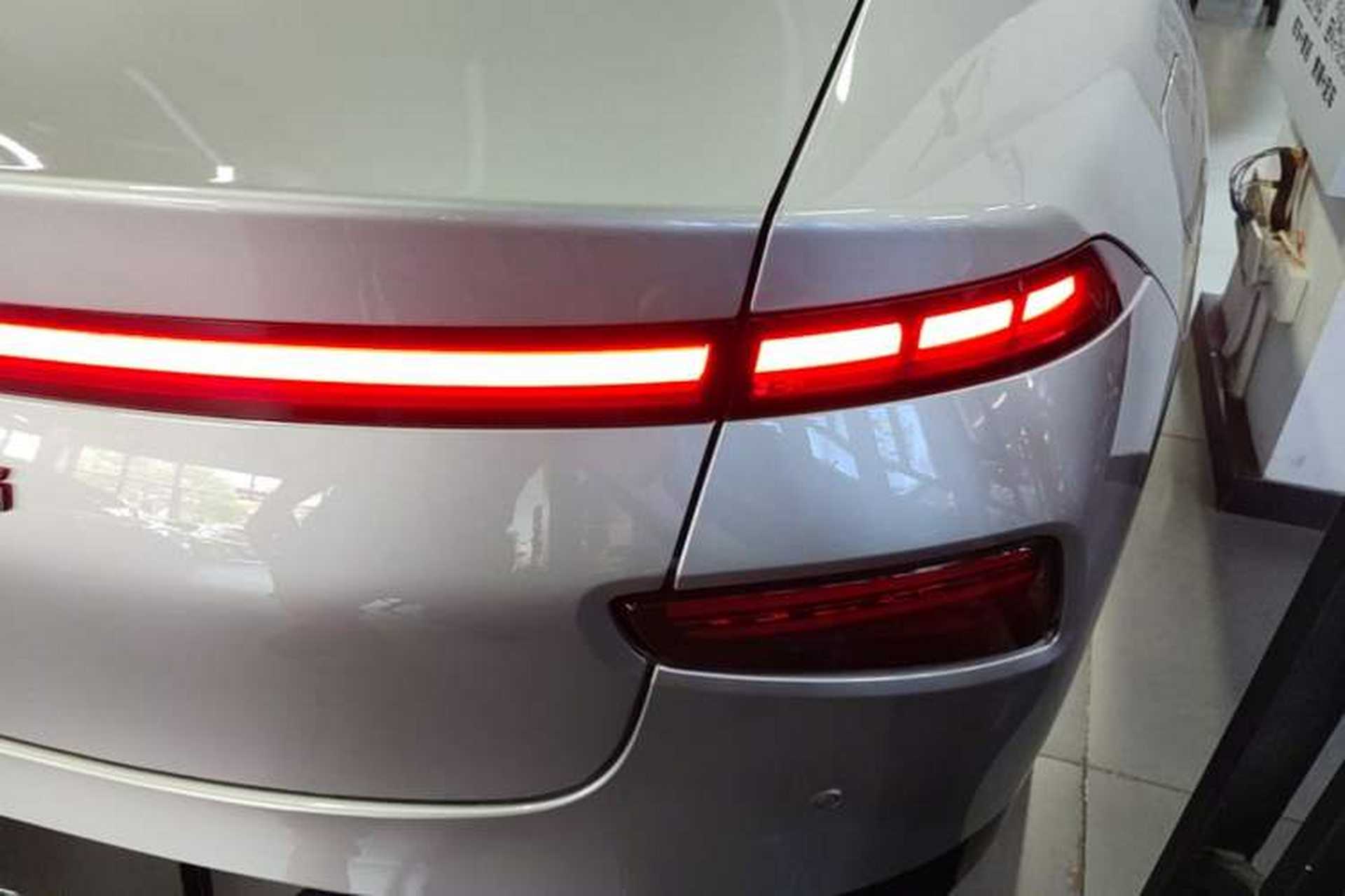 Used XPeng P7 2022 625E Right Rear Taillight